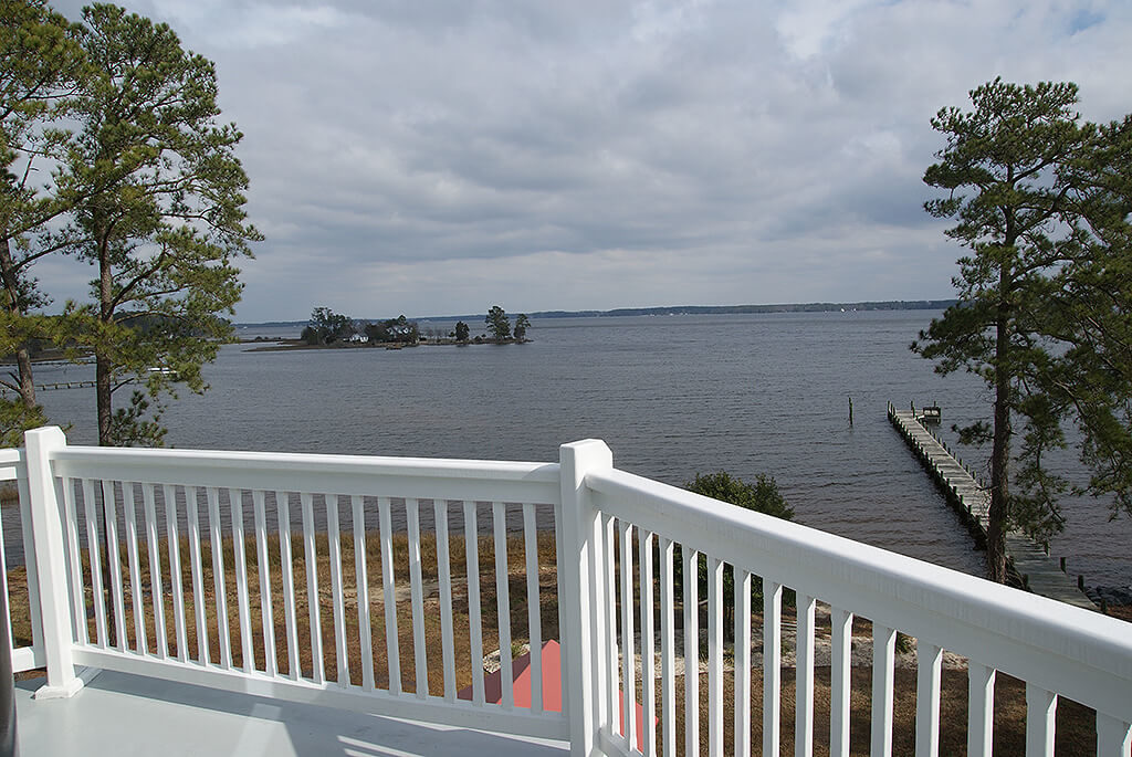 Ware Neck Light Virginia Inn Broker